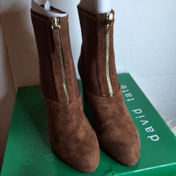 David Tate Monique  Brown Heeled Boots with Suede Finish And Stretch 8.5 NIB - Picture 2 of 11